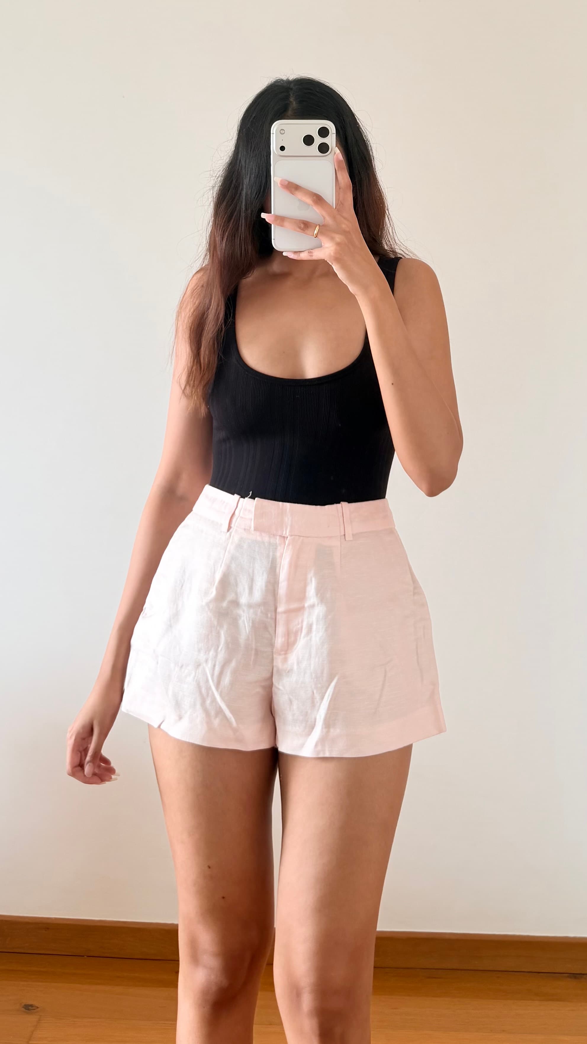 zara mini shorts - waist 26 to 28 — photo 1
