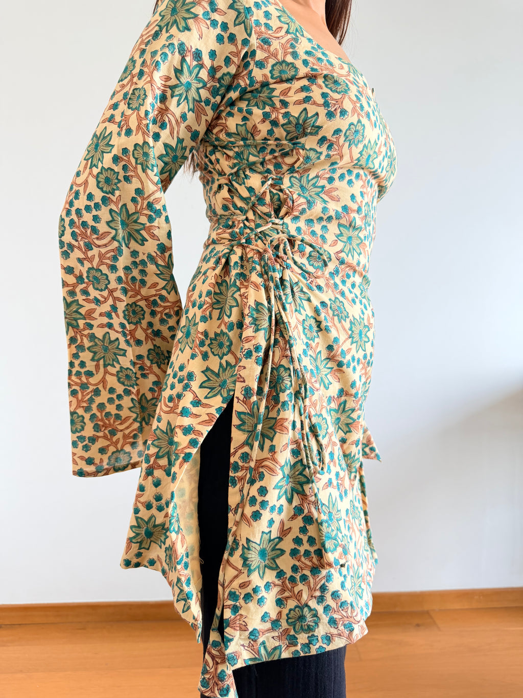 Kurti 12